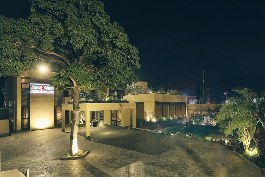 Avari Xpress Hotel Multan
